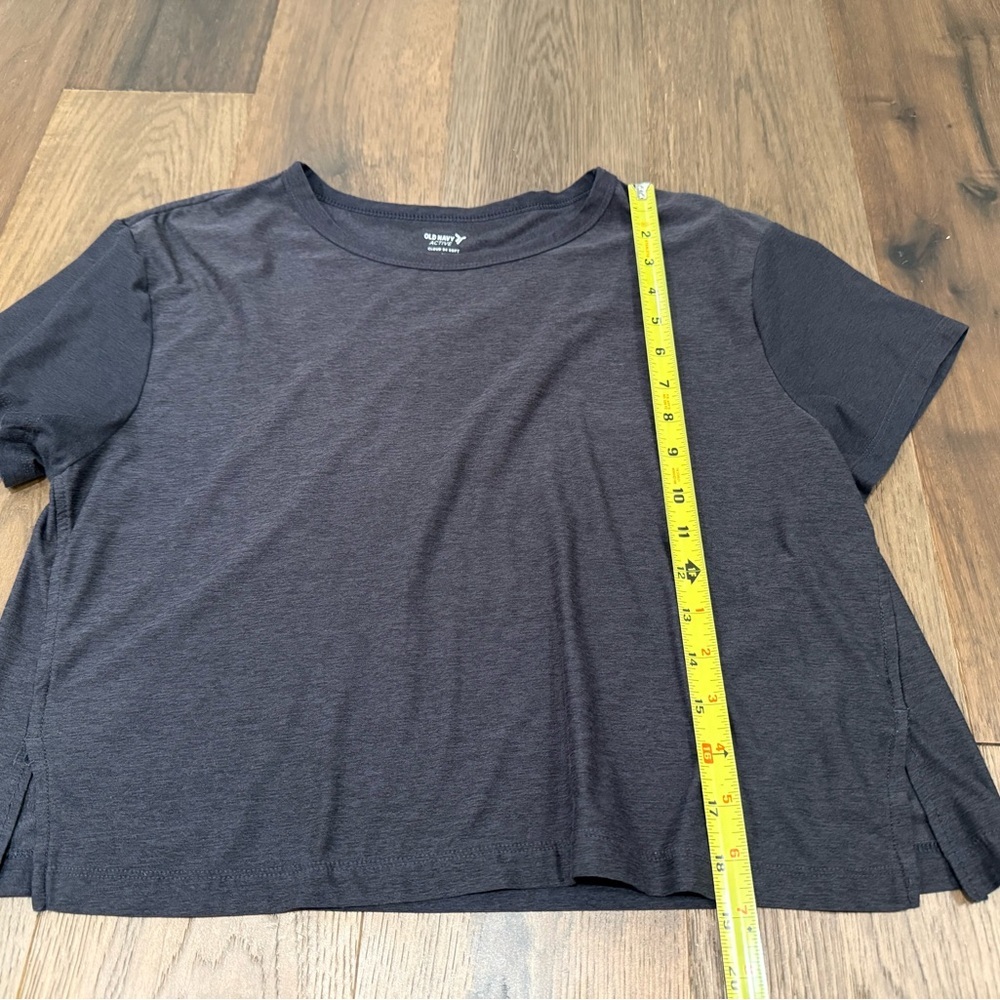 Old Navy Active Cloud 94 Soft Go-Dry Cropped Tee - Charcoal Gray - M